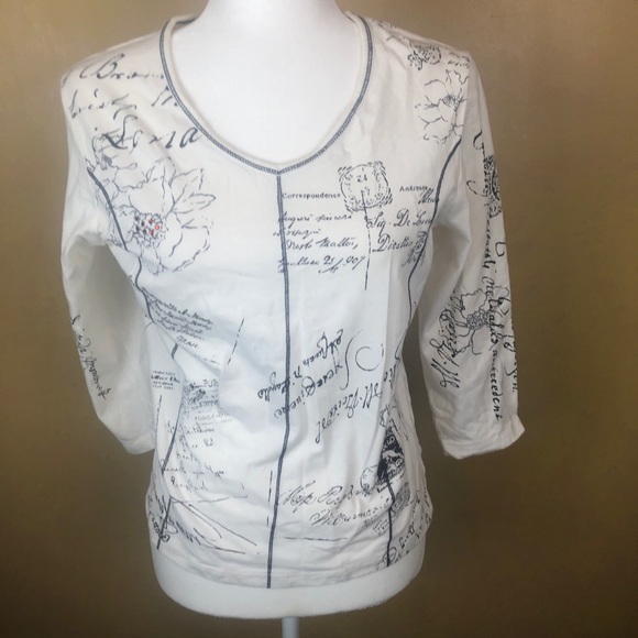 Women’s blouse, size medium - Picture 4 of 14